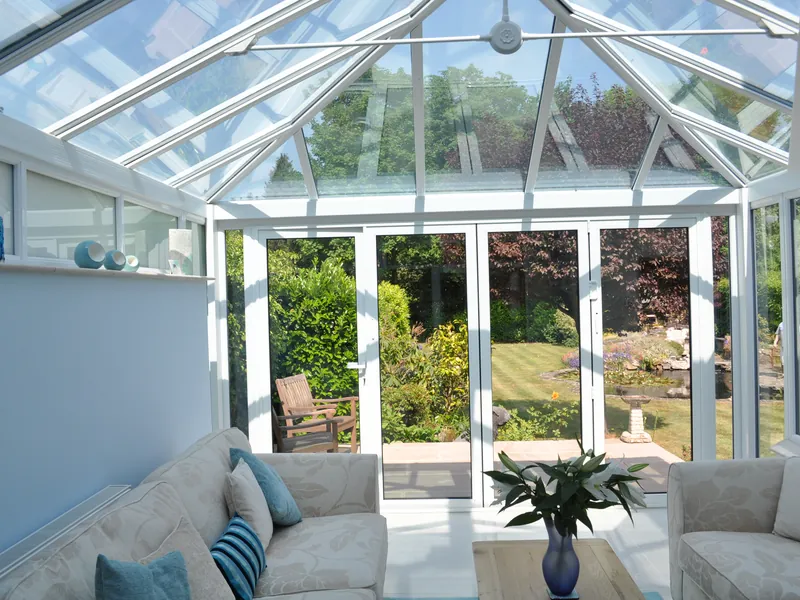 Bifold Golders Green